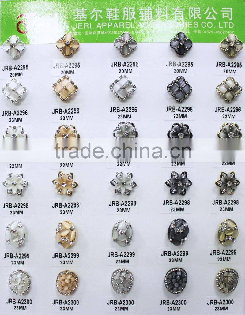 Hot sale crystal rhinestone button