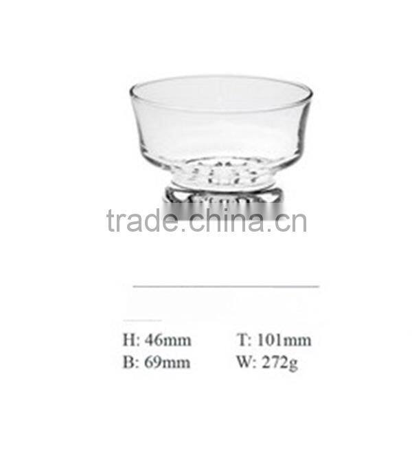 Glass bowl of vanilla