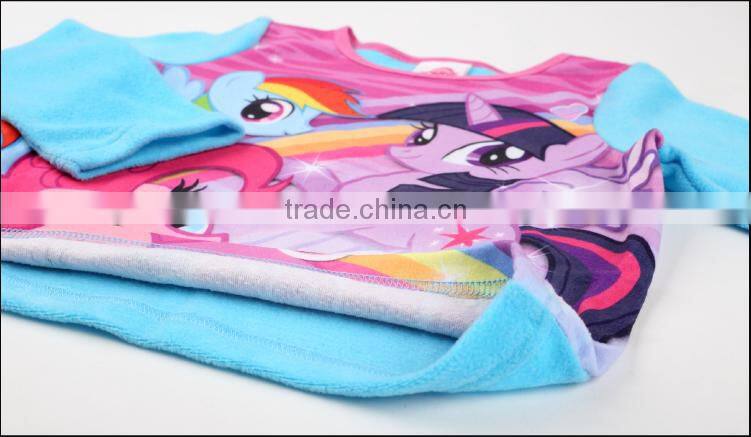 new design Autumn or Winter girls pajamas with sweatshirt and pant