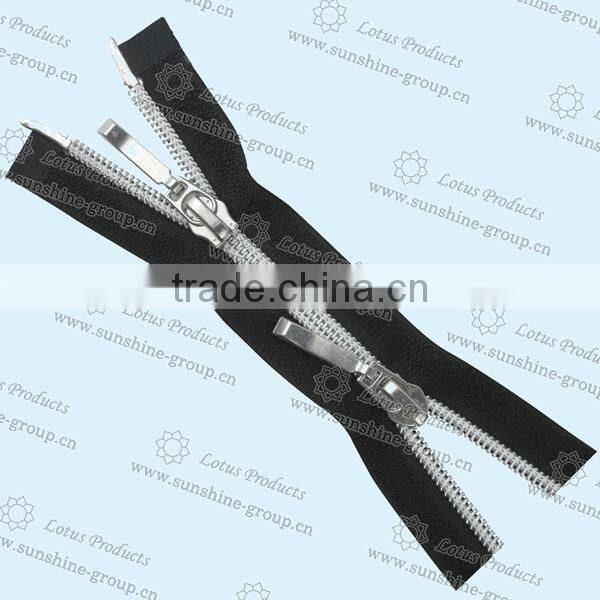 Metal Zipper With Two-way Slider Zipper
