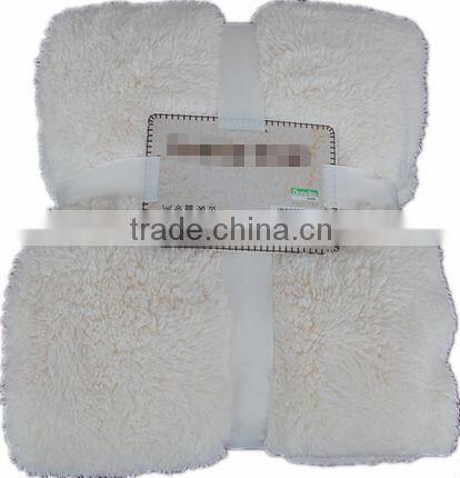 popular customized polyester filling blanket