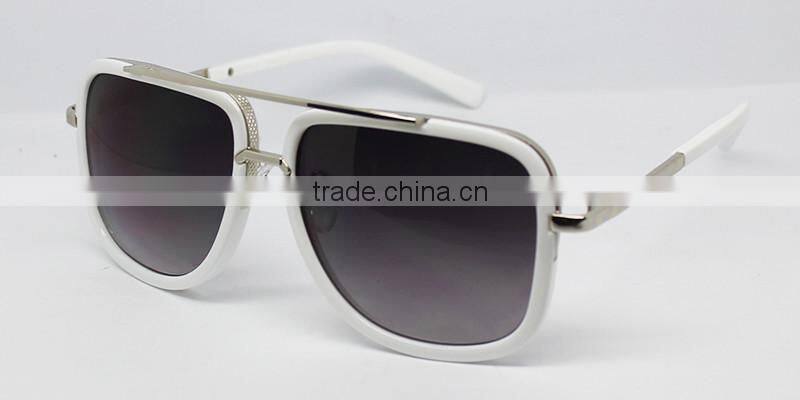 2016 New style double bridge fashion unisex plastic sunglasses