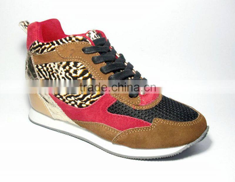woman fashion Height increasing shoes
