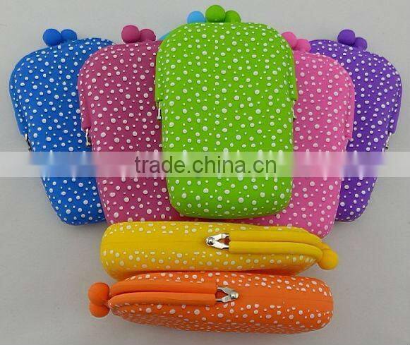 shenzhen wholesale alibaba purple silicone kids coin purse