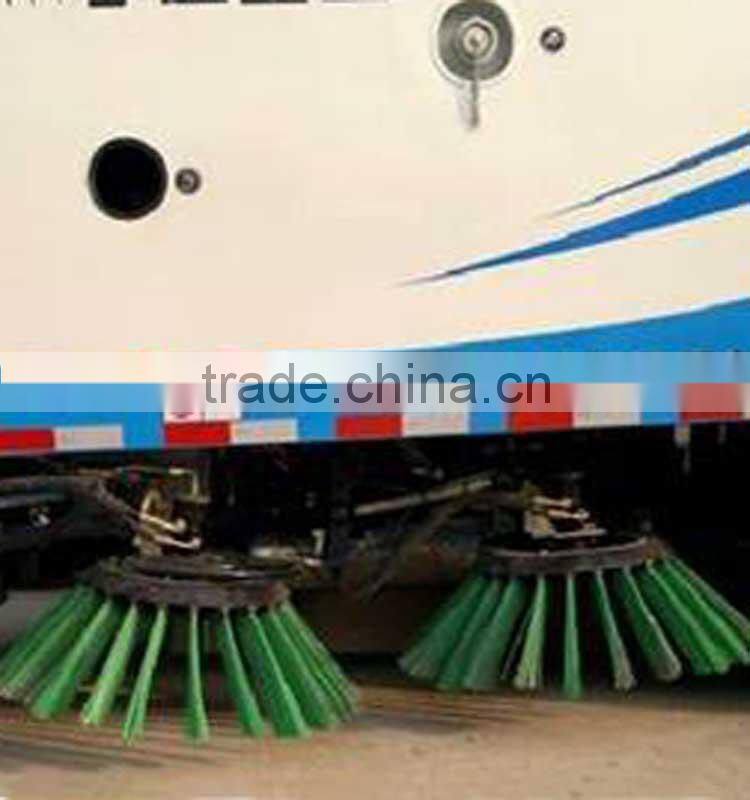 YUTONG Reasonable Price OF Road SweeperTruck