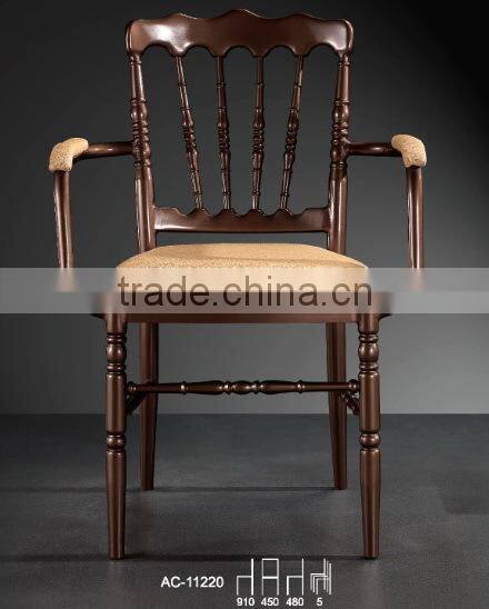 Buy chiavari chairs wholesale