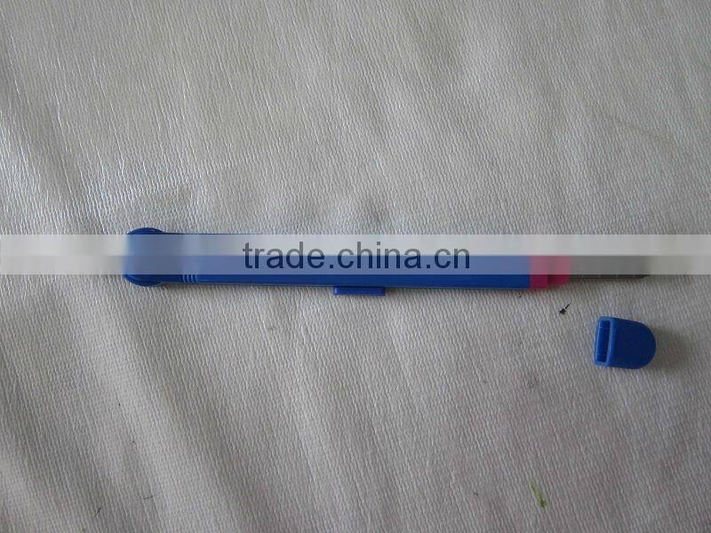 BIN409 stapler remover cutter