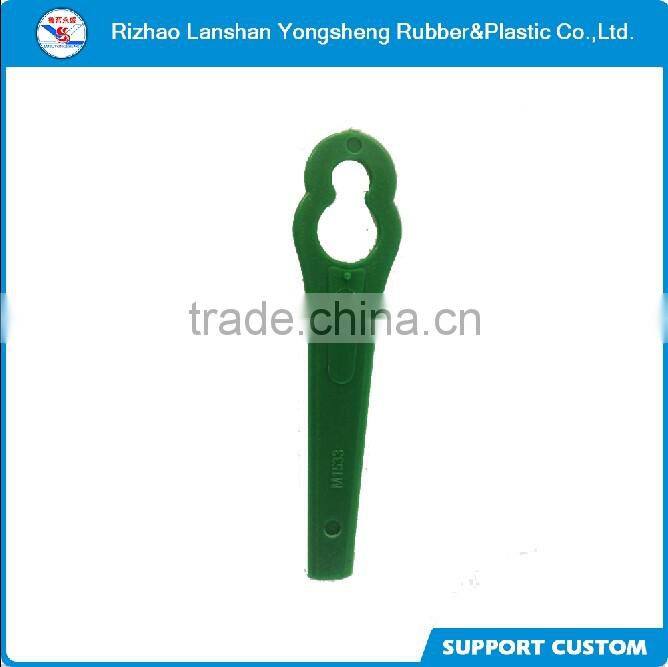 Colorful PP Plastic Lawnmower Blade for UK market