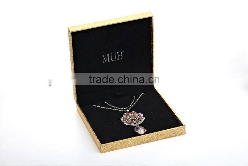 Medal Shape Jewelry Pendant Glass Perfume bottle jewelry