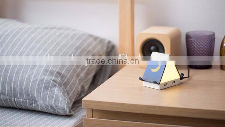 Multi-functional Tiny House Design 4 Port USB Hub, Touch Sensor LED Night Light, Creative USB Hub With Smartphone Holder