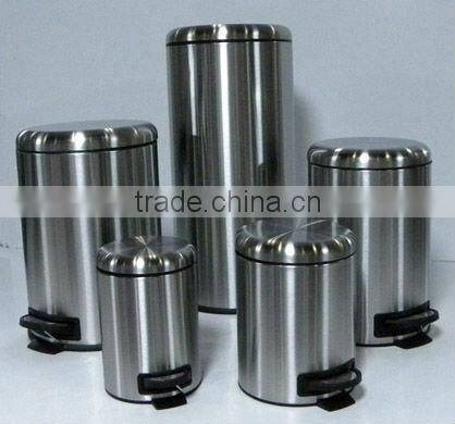 round trash can with slope lid