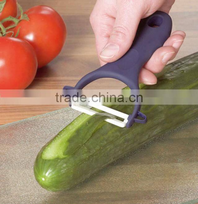 Ultra Sharp Stainless Steel Blade Vegetable Peeler