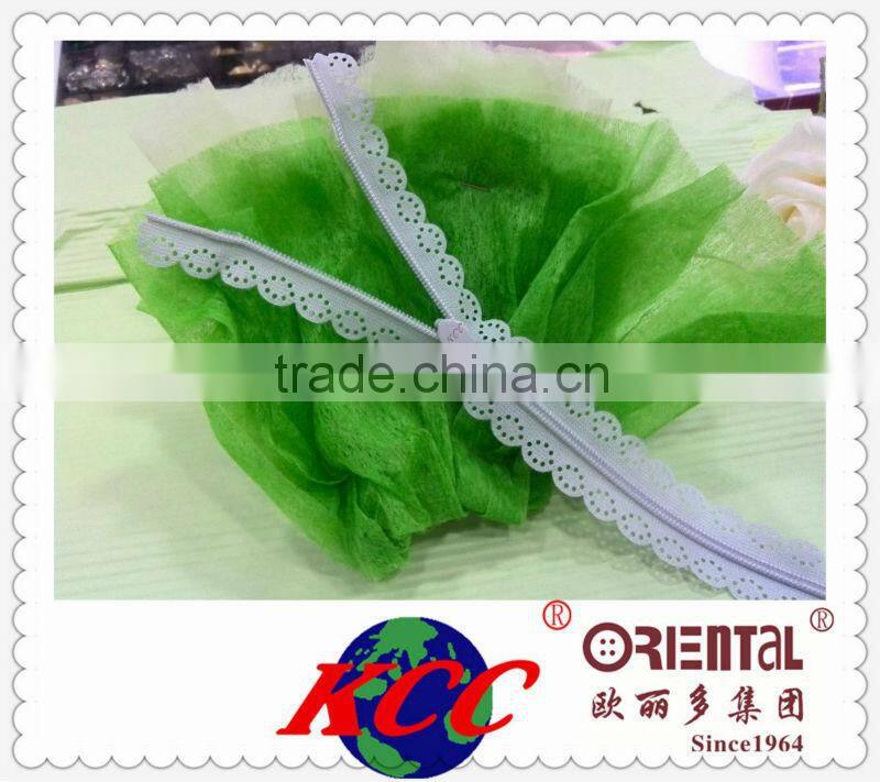 3# KCC invisible zipper with patterned lace tape