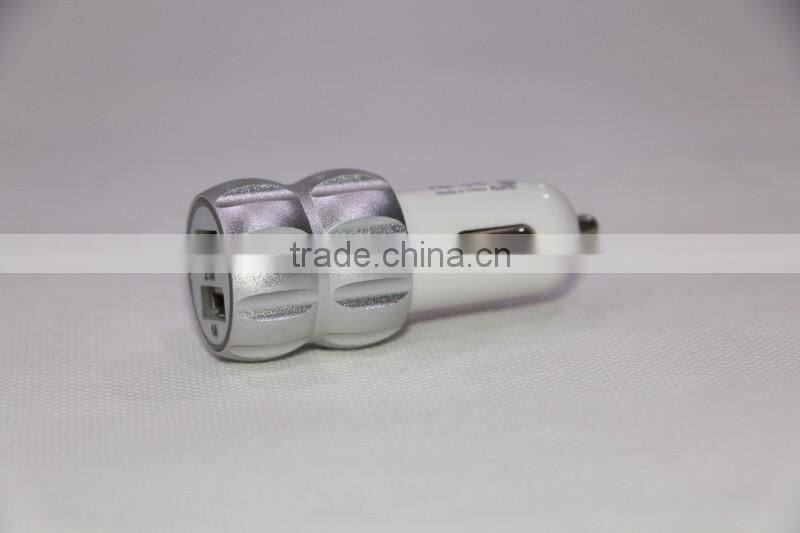 Mobile car charger manufacturer dual USB auto charger charges for smart phone android V9 V8 device