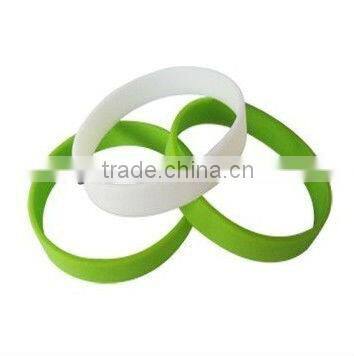 New and Fashion fancy bangles with best bangles quotes girls latest bangles