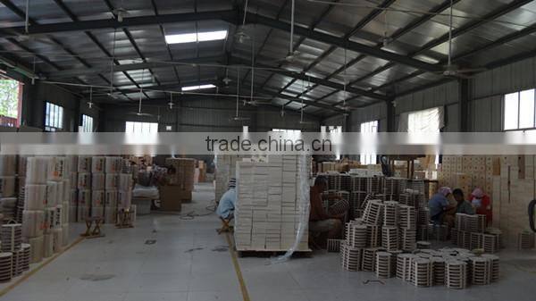 made in china outdoor wooden bird feeder