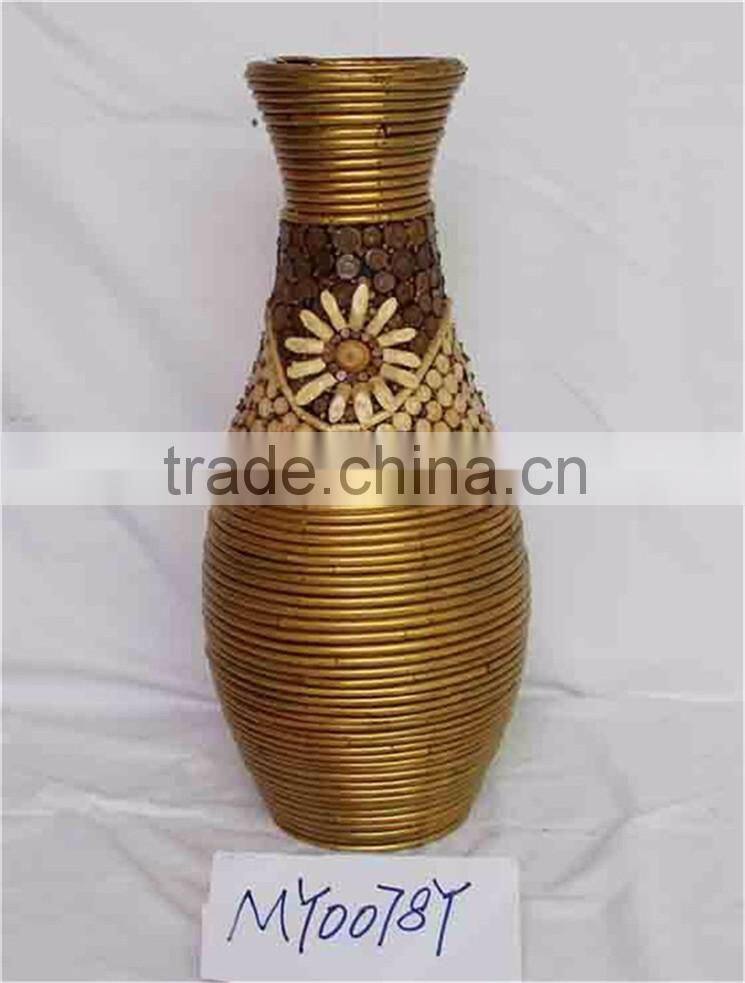 Handicraft cheap wicker vase for artificial flowers