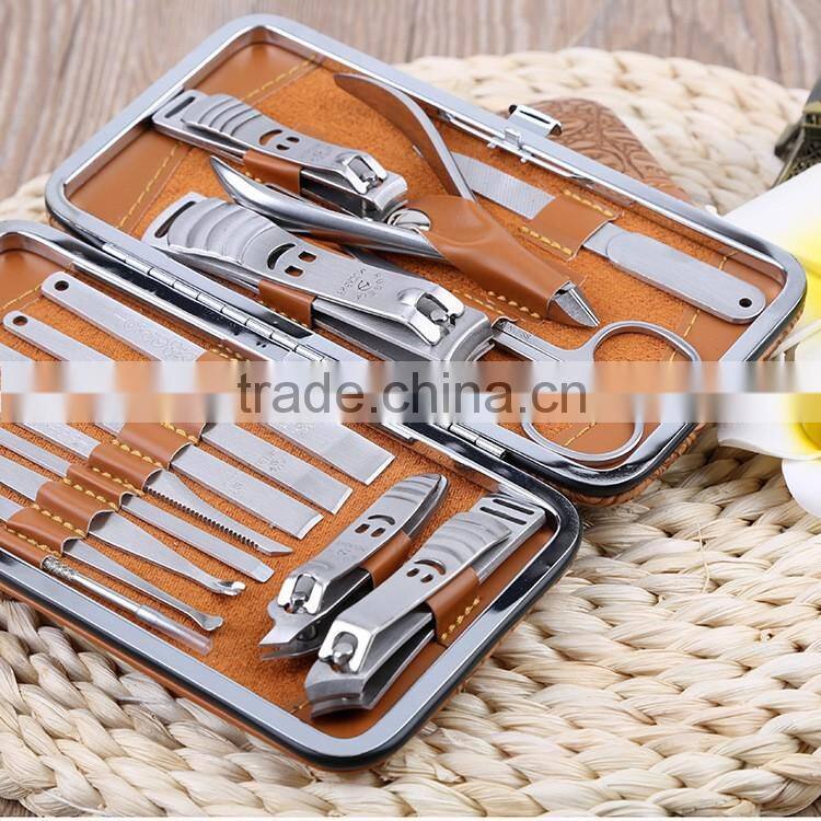 Bonvatt 15 pcs French manicure set and high end manicure kit with gift box grooming sets