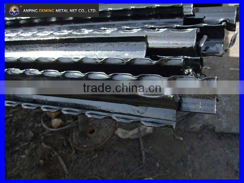 DM factory Hot-dipped Galvanized Y fence metal posts for farm