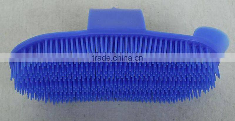 Rubber horse Curry Combs