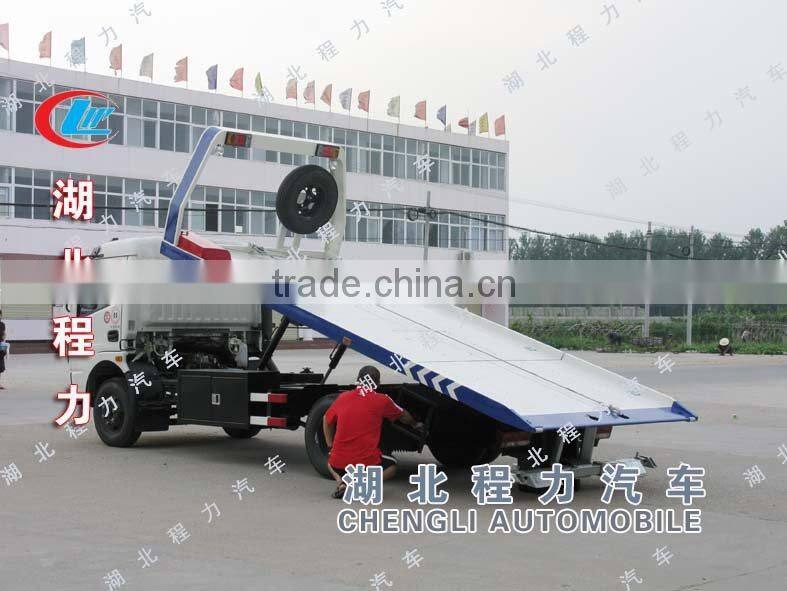 Dongfeng 3.1 tons road wrecker