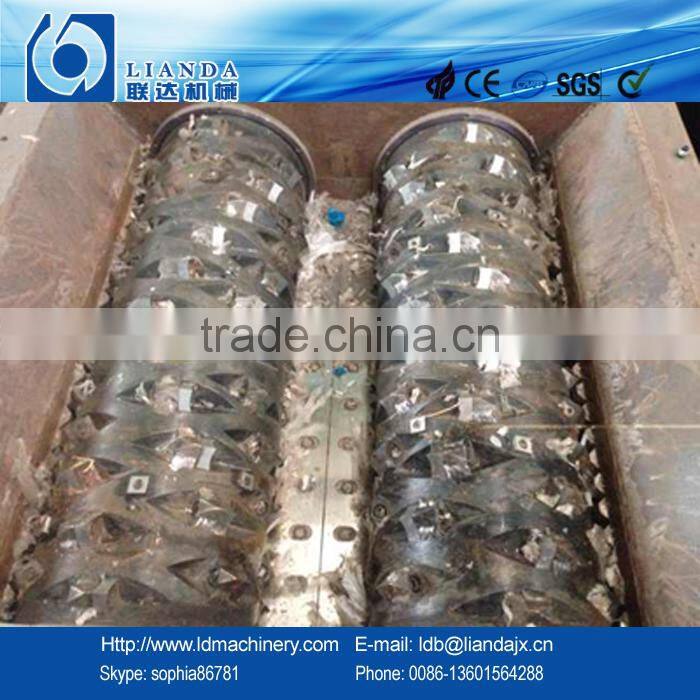 Plastic shredder and crusher