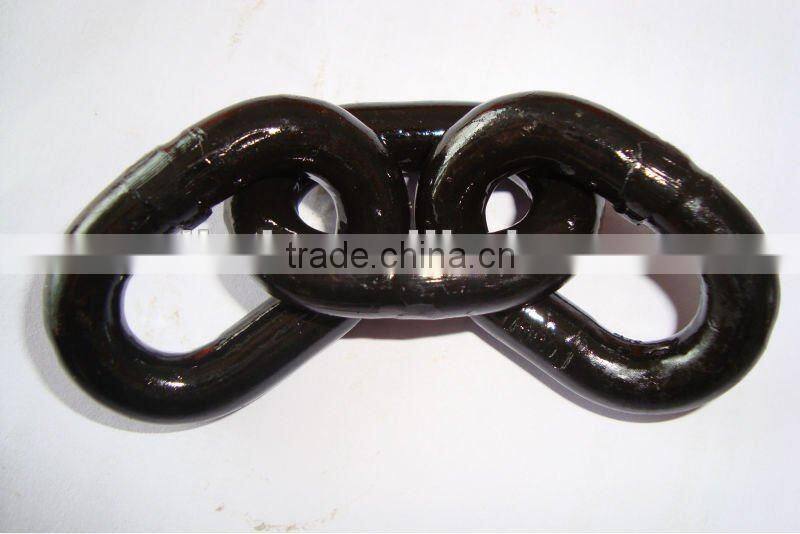 black painted link chain in the field of marine