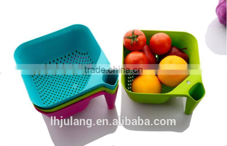 Useful plastic Fruit/Vegetable basket with strainer function/Plastic dropping fruit basket