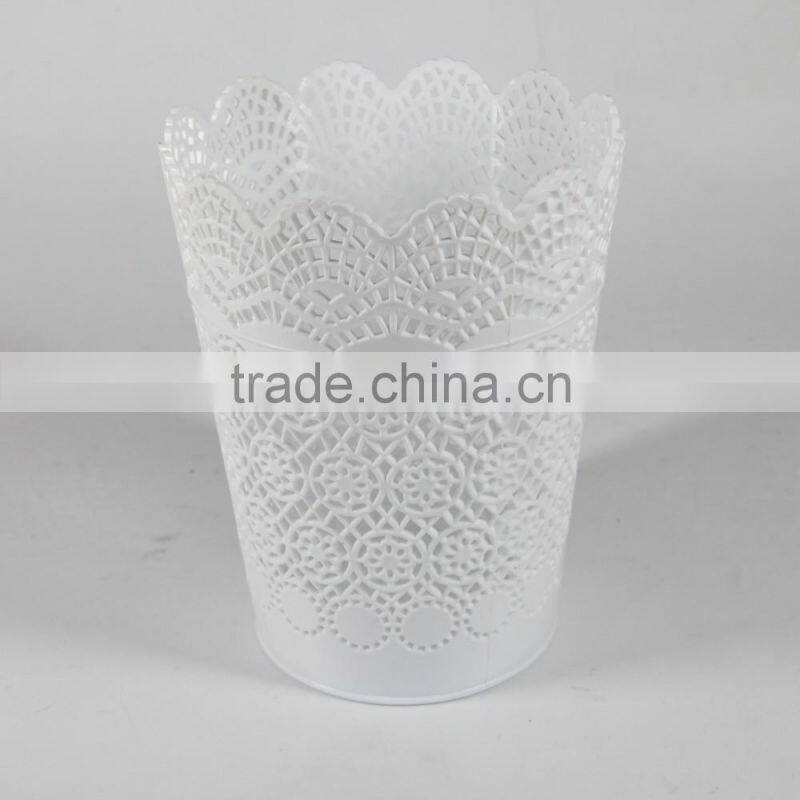 plastic desk sundry container