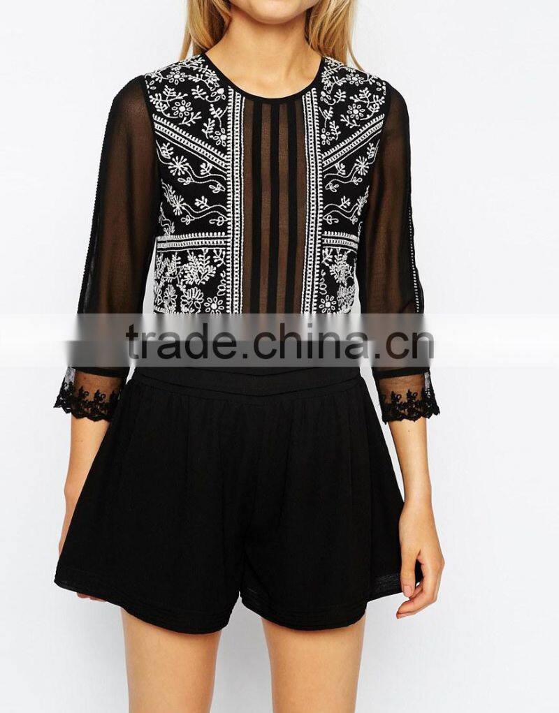 2015 fashionable hot sale OEM customized Woven Romper With White Embroidery