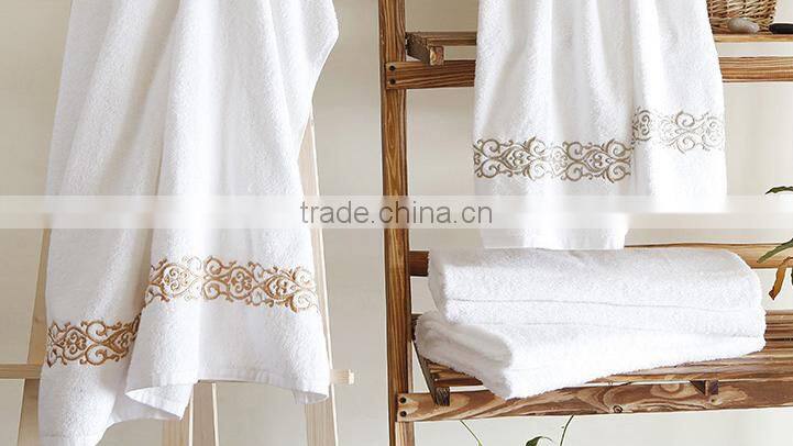 Hotel/family use 100% cotton bath towel 70*140cm Guangzhou manufacturer