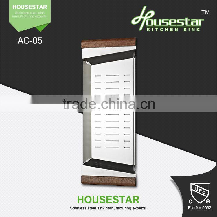 High Quality Kitchen Sink Accessory Stainless Steel Colander China Supplier Fruit And Vegetables Colander With Handle And Stand