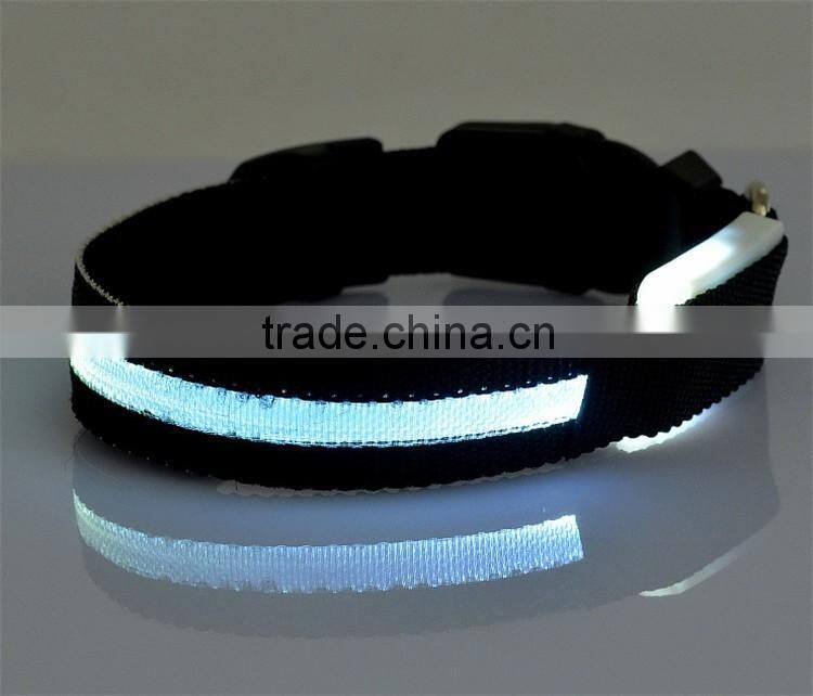 Safety Dog Collar Pet Products Nylon LED Collar Light-up Flashing Glow LED Collars