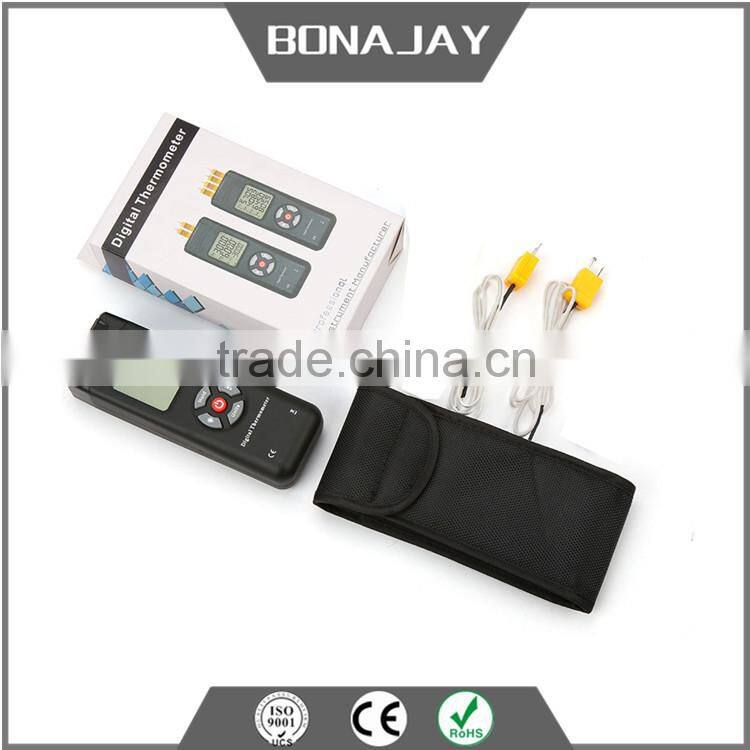 Digital Thermometer with two Type K thermocouples input