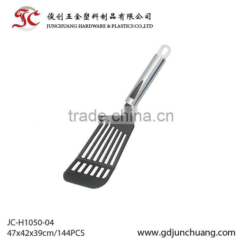 Trending food grade nylon slotted omelette turner