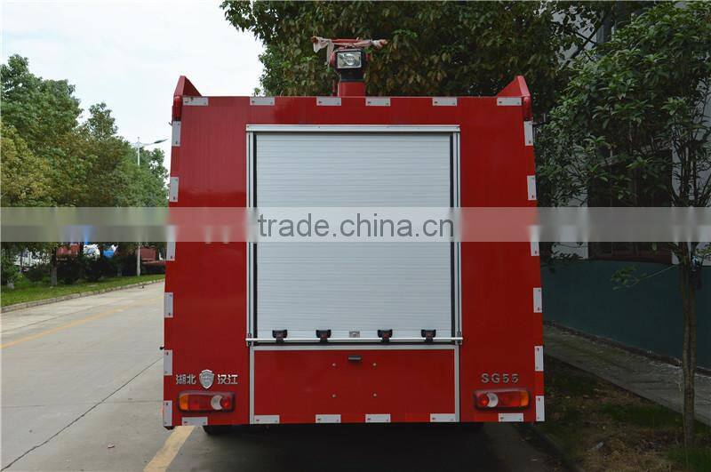 Dongfeng 4X2 5000liters tank fire truck