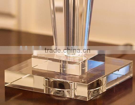 Clear K9 crystal table lamp