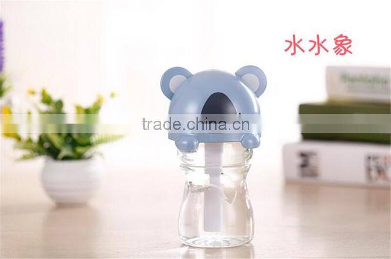 CT-744 Upgrade three generations bottle humidifier USB mini humidifier home office Pet cute cartoon humidifier