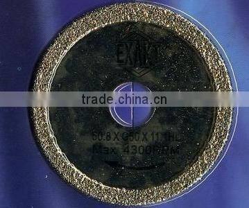 Diamond cutting and grinding wheel/blade