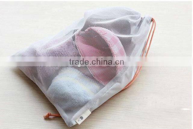 Series Mesh Travel Pouch