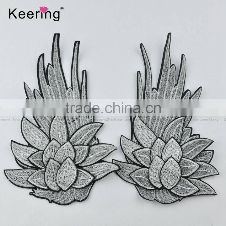 Pretty Lotus Flower Decoration Clothing Embroidery Patch Pair WEF-020