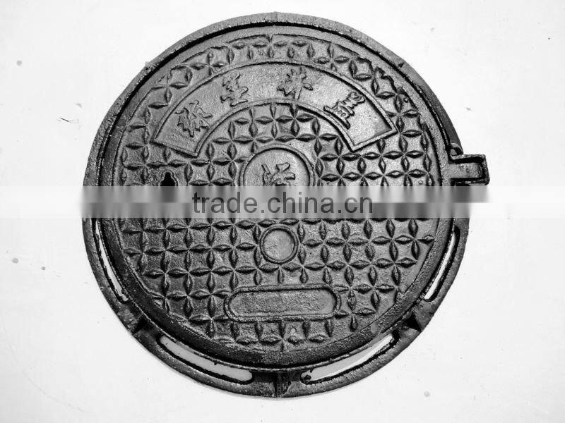Hinged ductile iron manhole cover