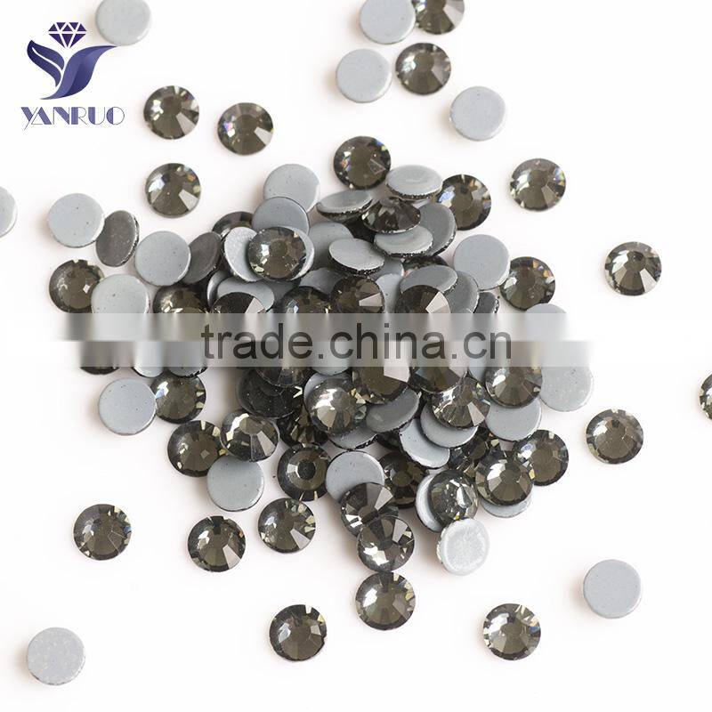 Remarkble wholesale strass hotfix rhinestones for decoration