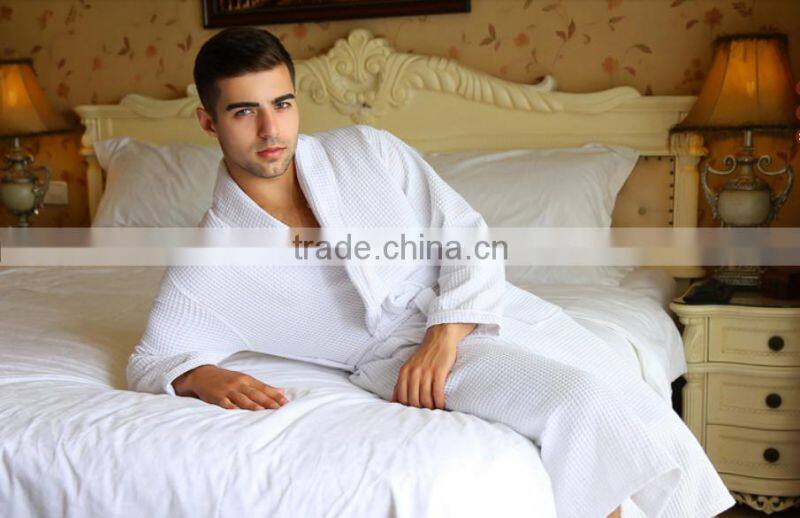 Wholesale white cheap cotton hotel waffle bathrobe