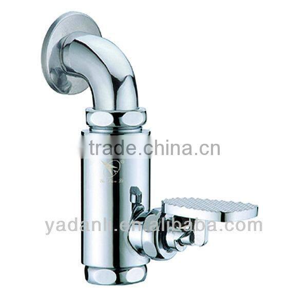 foot pedal toilet flush valve with connector F303