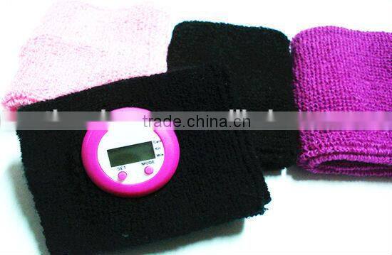 New Design Multifunctional Digital Wristband Bracelet Wristlet Pedometer with Time function