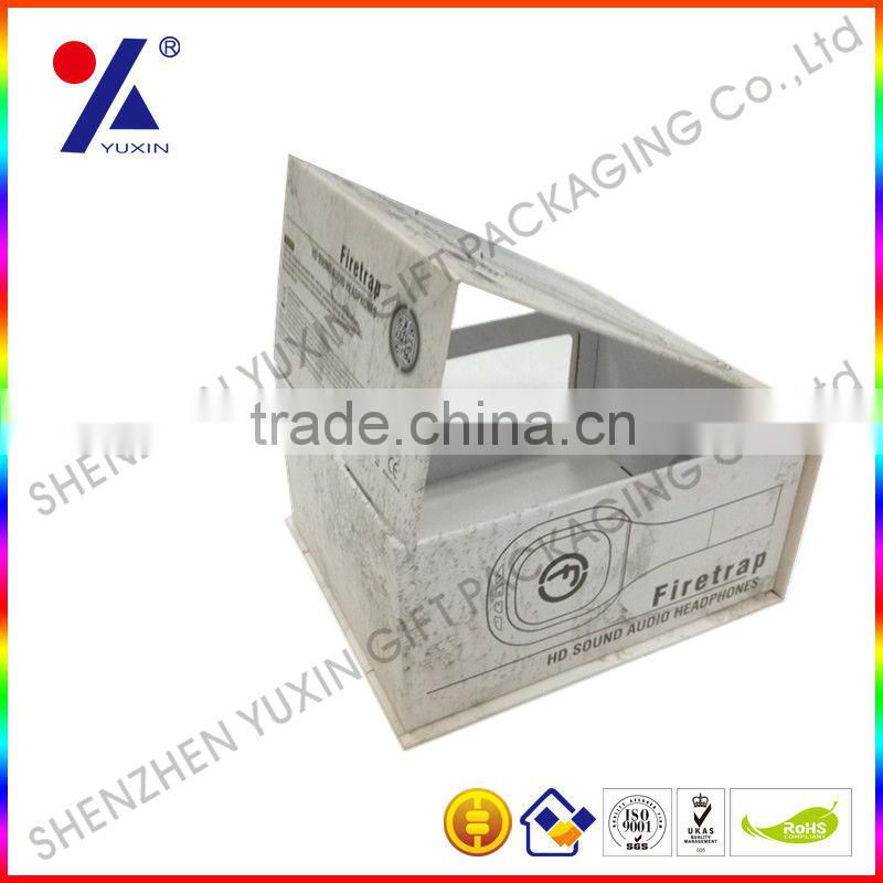 Customized earphone packaging box with hidden hanger