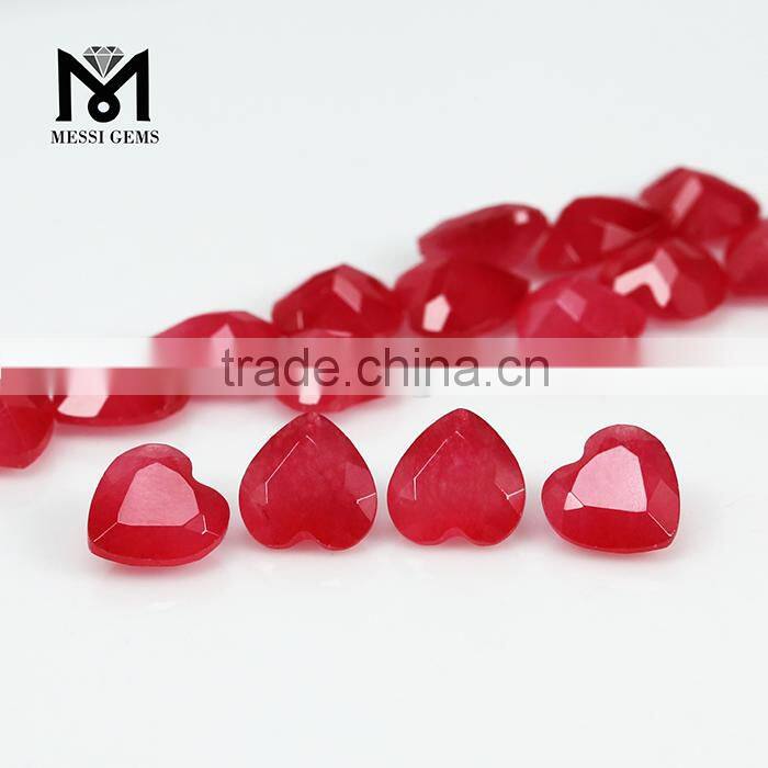High Quality Precious Heart Machine Cut Natural Red Jade Gemstone
