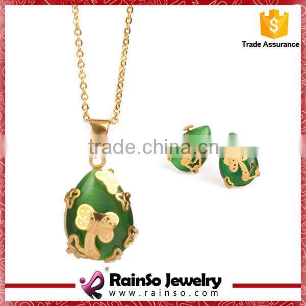 Beautiful Gold Tortoise Pendant Necklace