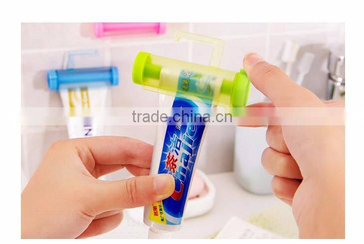 Plastic Carton Toothpaste Tube Squeezer with Sunction cup